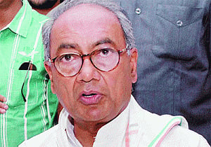 Am not like Modi who hid his wife: Digvijay