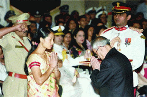 President confers gallantry awards
