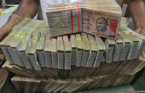 India's forex reserves rise by $500 mn
