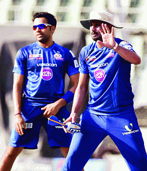RCB hold edge against Mumbai
