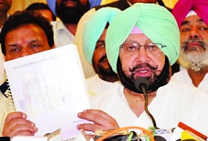 Amarinder lashes out at Modi