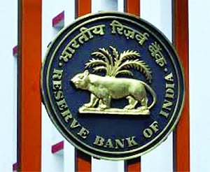 Nayak panel wants RBI to let banks decide when to go public