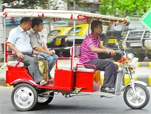 No policy yet to curb e-rickshaw menace