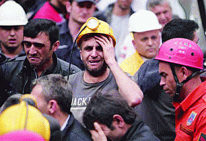 Violent protest in Turkish town where miners died