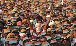 Modi wave sweeps across major states