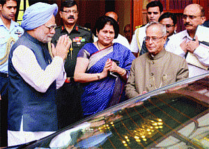 PM resigns, Cabinet recommends 15th lS dissolution