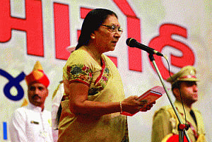 Anandiben takes oath as CM with 20 Ministers