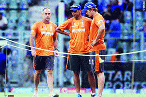 We did not execute our bowling plans well: Dravid