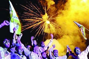 Telangana to illuminate at midnight as 29th State is born