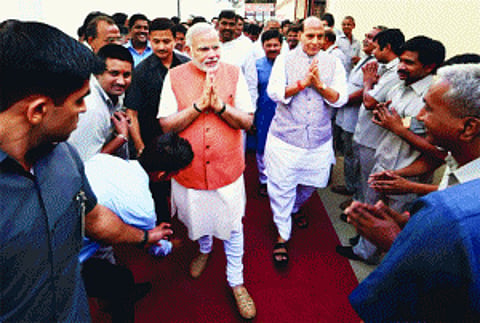 Inviting SAARC leaders right decision at right time: Modi