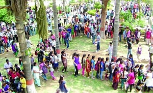 80% students give full marks to FYUP: DU survey