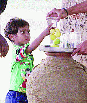 Mercury hits 11-year high of 46.6oC at IGIA