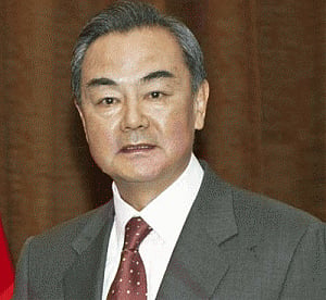 Chinese FM to visit India to reach out to Modi govt