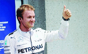 Rosberg wins Canadian GP, Hamilton is second