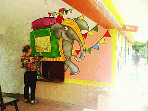 Shankar Mkt's brush with art