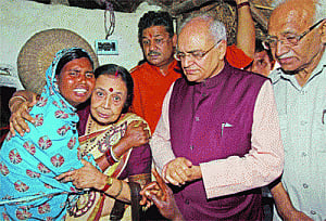 Stop political violence or face Central action: BJP to Didi