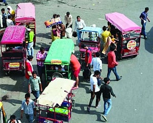 Govt green light to e-rick ops in Capital