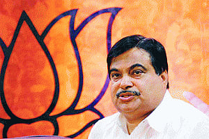 Govt may tweak land Act to expedite road projects