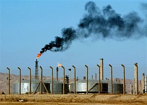 Militants fly their black flags on Iraqi refinery