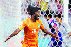 Goalless Greece take on Ivory Coast