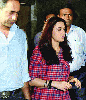 Preity-Ness spat: Cops record actress' statement