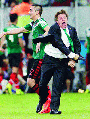 Mexico beat Croatia, advance to 2nd round