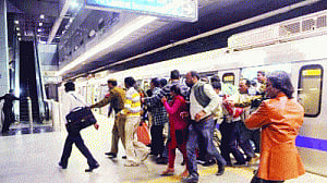 Metro Blue line's blues: Overloaded with rush