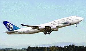Midair drama: Air New Zealand pilot locks co-pilot out of cockpit