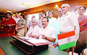 Rly Budget focuses on safety, security, speed