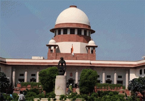 Bring wages under MGNREGS on par with minimum wages: SC