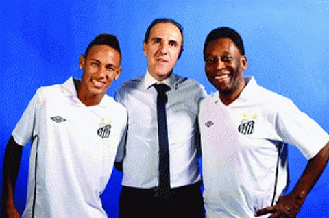 Neymar's agent calls Scolari