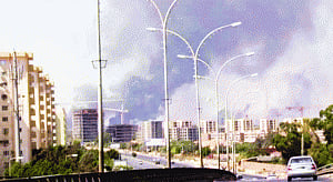 US evacuates embassy amid ongoing violence in libya
