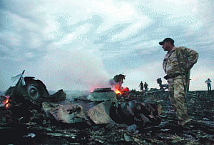 Malaysian jet crash in Ukraine kills 295