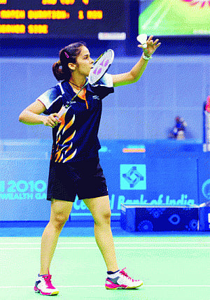 Saina pulls out of CWG