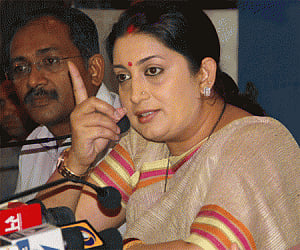 Pay special attention to women security: Smriti to UP govt