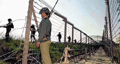 Govt deploys 2,000 extra BSF troops along Pak border in Jammu