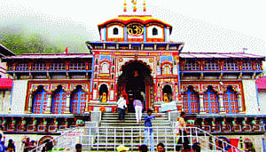 Scores of pilgrims stuck at Badrinath