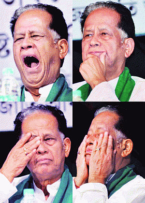 Assam Congress defends Gogoi, seeks action against rebel MlAs