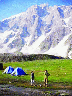 Trek to Gaumukh reopens for public