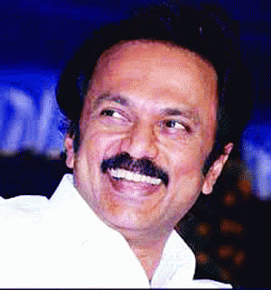 ADMK, DMK 'hate politics' irks HC Judge