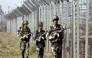 Pak violates ceasefire again