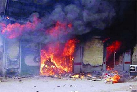 Communal fire engulfs Saharanpur, 3 die