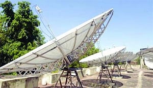 Panel to tighten cable's noose