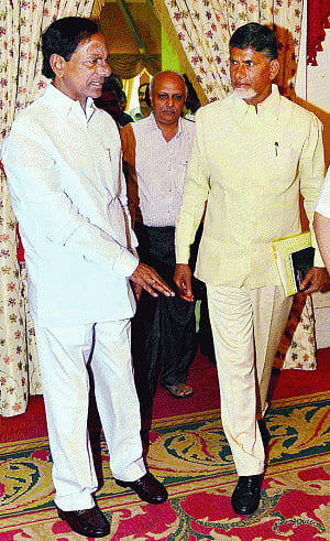 KCR, Naidu meet to sort out differences