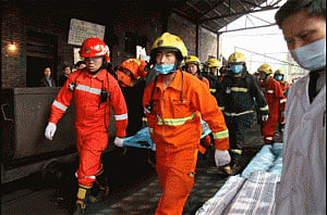 29 workers trapped after blast coal mine blast in China