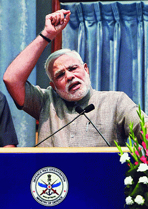 PM flays DRDO's 'chalta hai' attitude