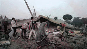 Two Palestinians killed in Israeli air raid in Gaza: medics