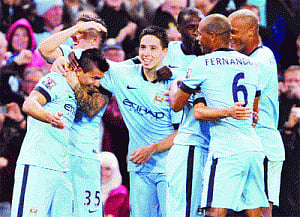 In first big one, City outclass liverpool 3-1