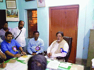 'Centre committed to bring East India on par with West'