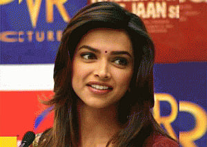 Deepika plans get together for 'Finding Fanny' team